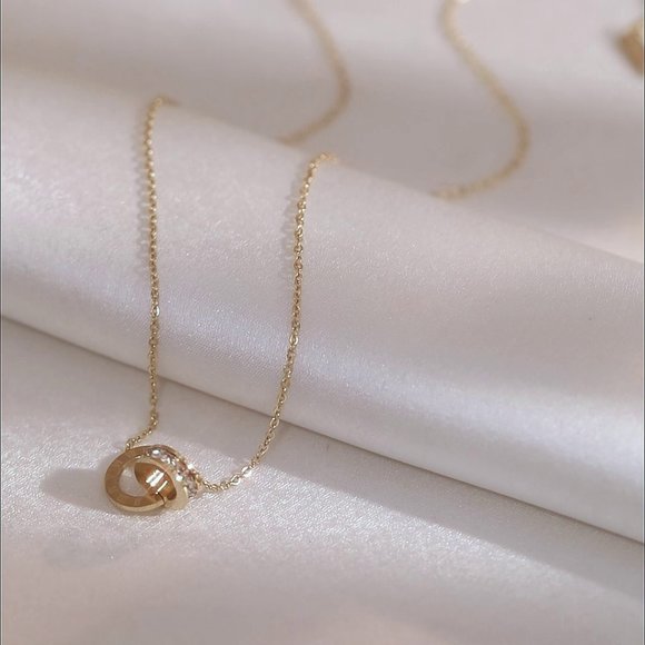 GOLICC Ring and Loop Zircon Necklace - Picture 3 of 9